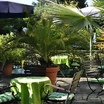 Stadtgarten מלון 3*